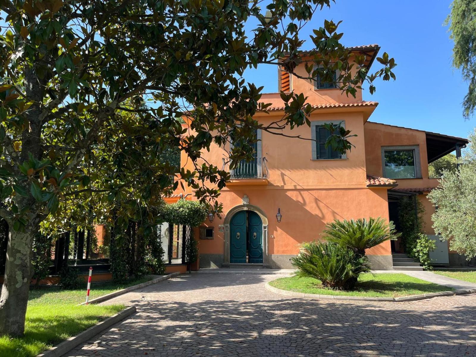 Hero'S Garden Relais Rome Extérieur photo